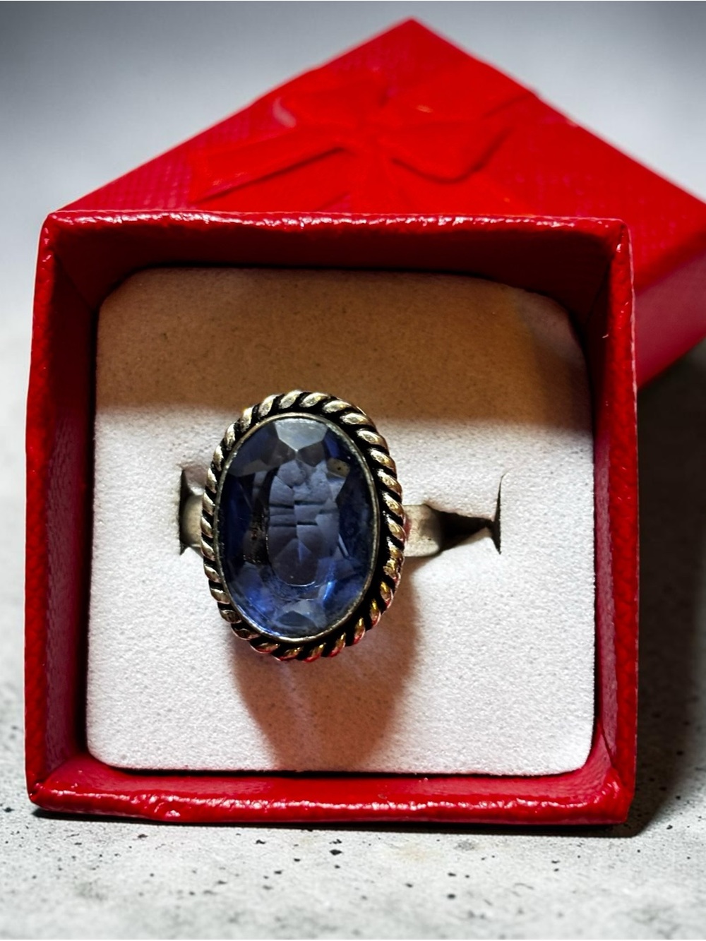 Vintage-Style 925 Sterling Silver Ring with Blue Oval Stone